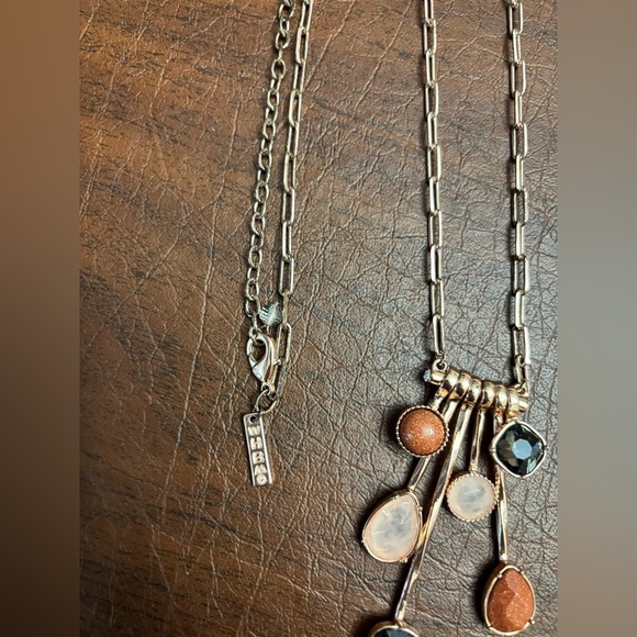 Rose gold Necklace with Multi-Stone Pendants - Picture 3 of 4